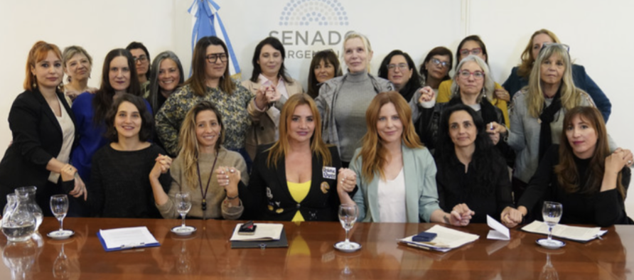 Periodistas Argentinas presentaron el informe sobre Pedro Brieger. 